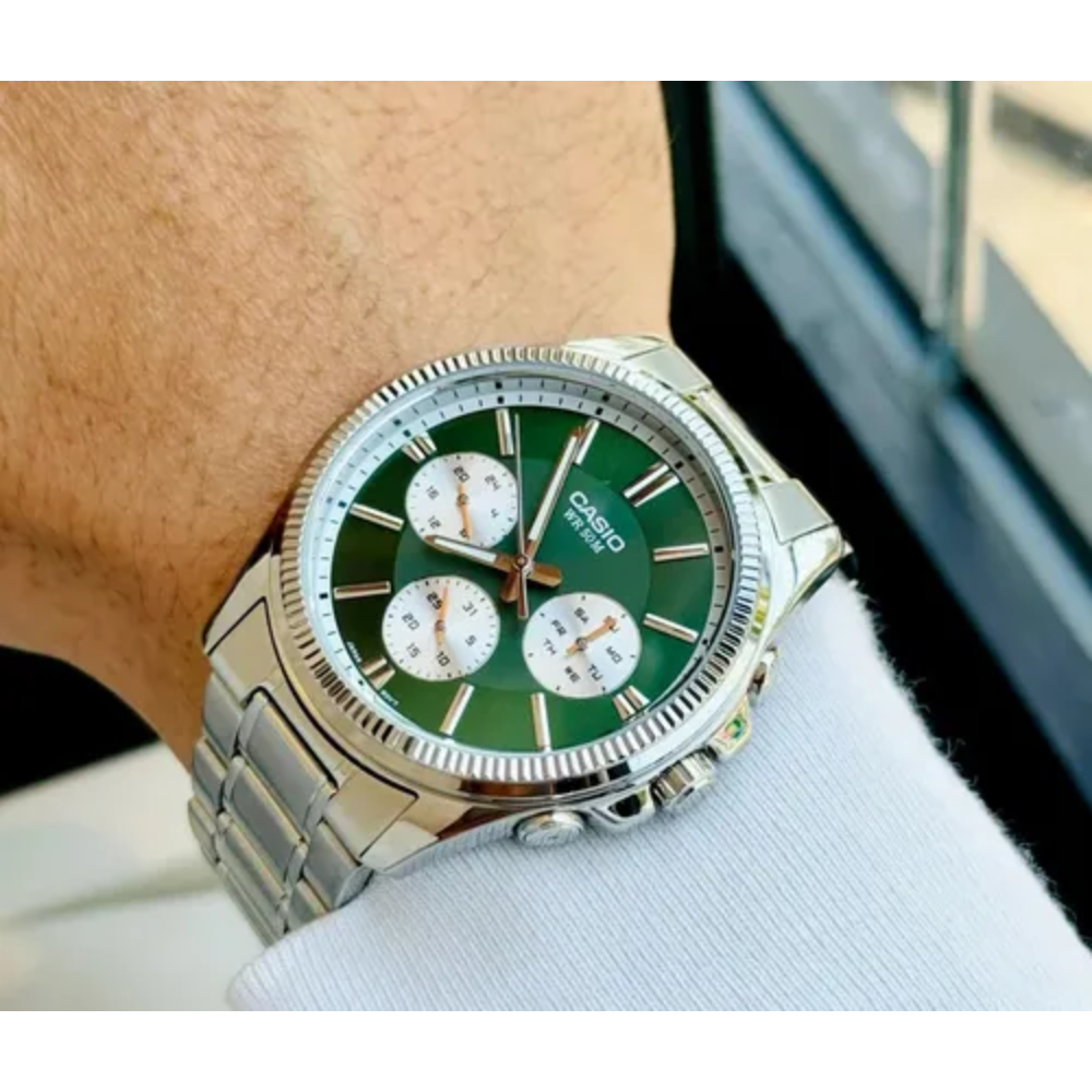 Reloj Casio gris con verde Para Hombre