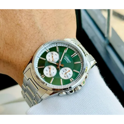 Reloj Casio gris con verde Para Hombre